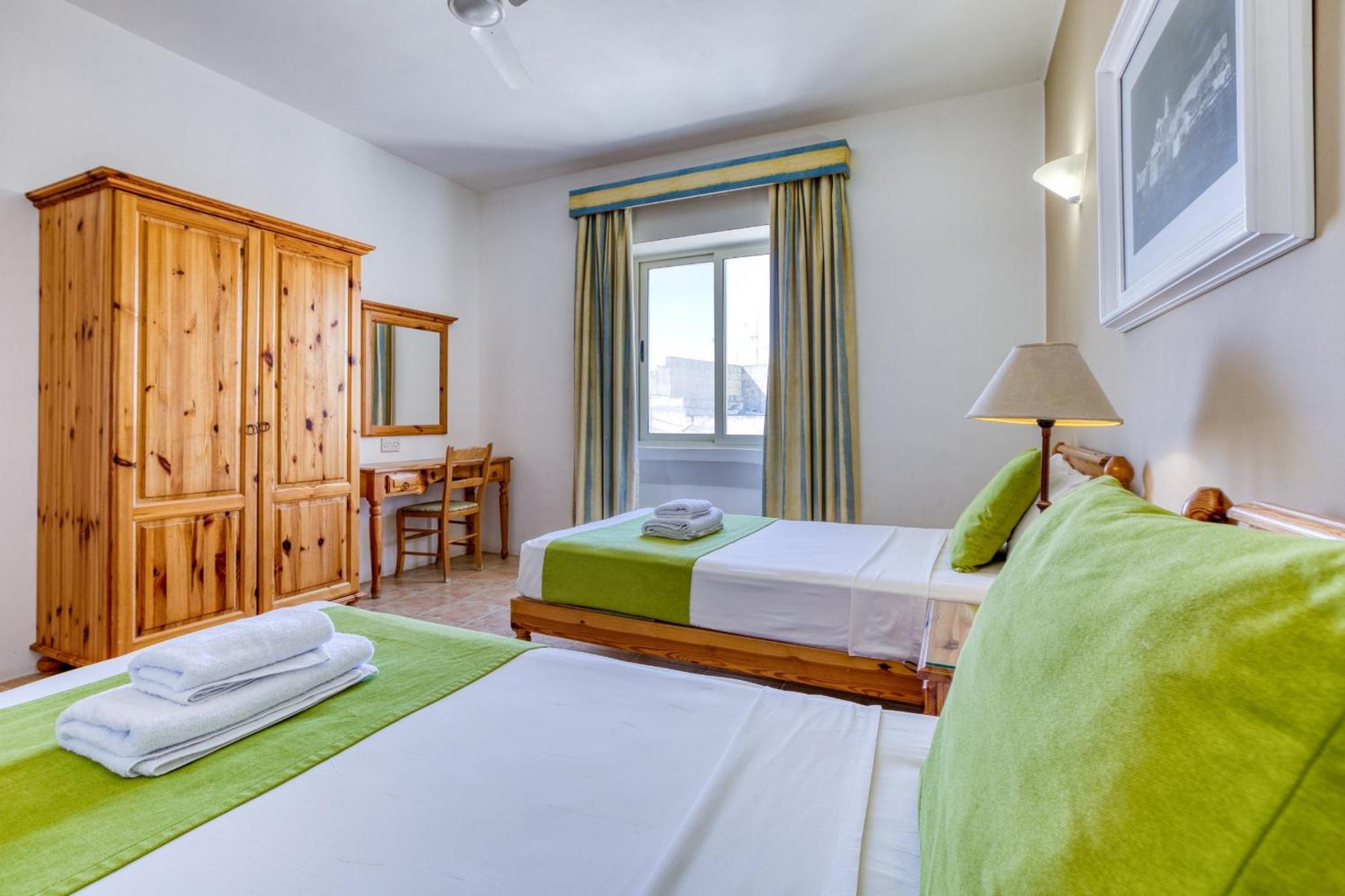 Ta Frenc Apartments Għasri Extérieur photo
